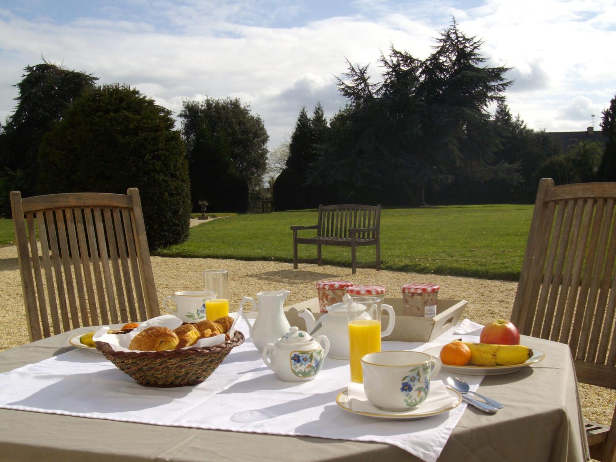 Manoir De La Baronnie Acomodação com café da manhã Saint-Malo Exterior foto
