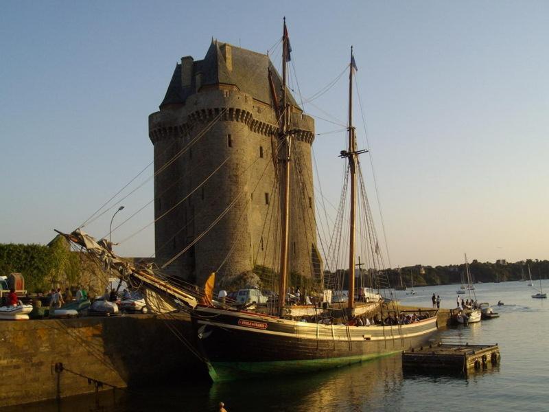 Manoir De La Baronnie Acomodação com café da manhã Saint-Malo Exterior foto